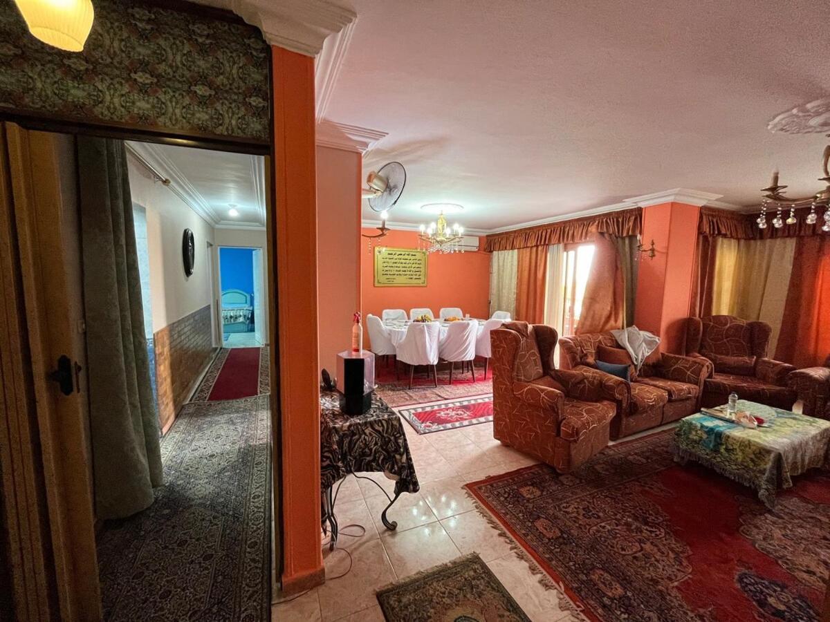 Spacious Apartment - Heliopolis 10Min From Airport Cairo Exterior foto